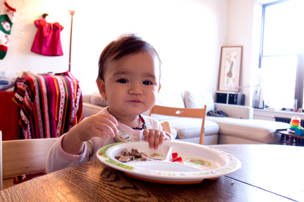 AVeryMomoChristmas18