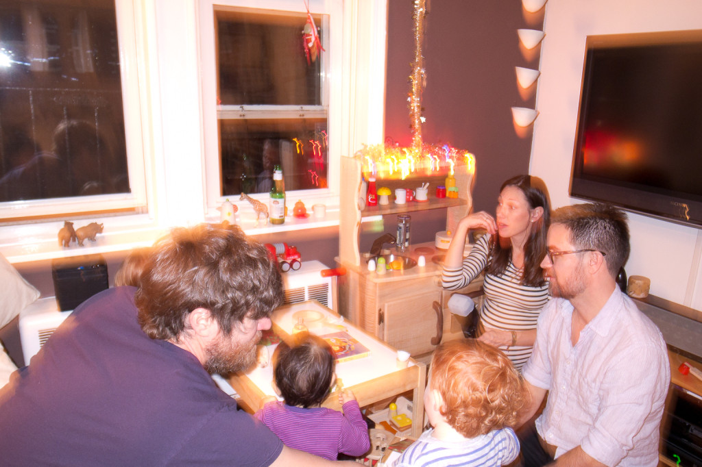 AVeryMomoChristmas25